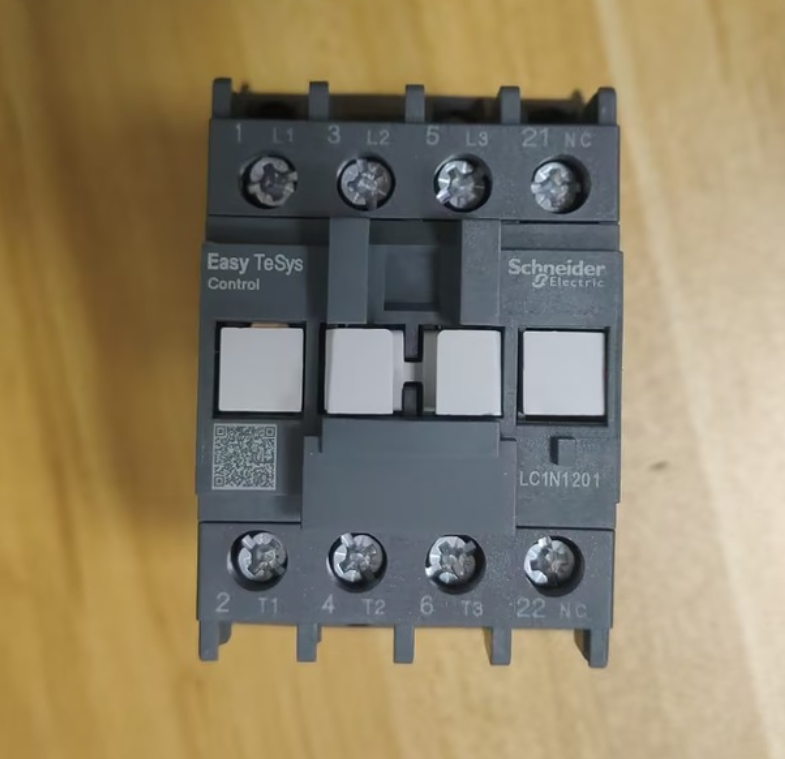 Пускатель 110VAC 12А (3NO+1NC),LC1N1201F5N Schneider Electric