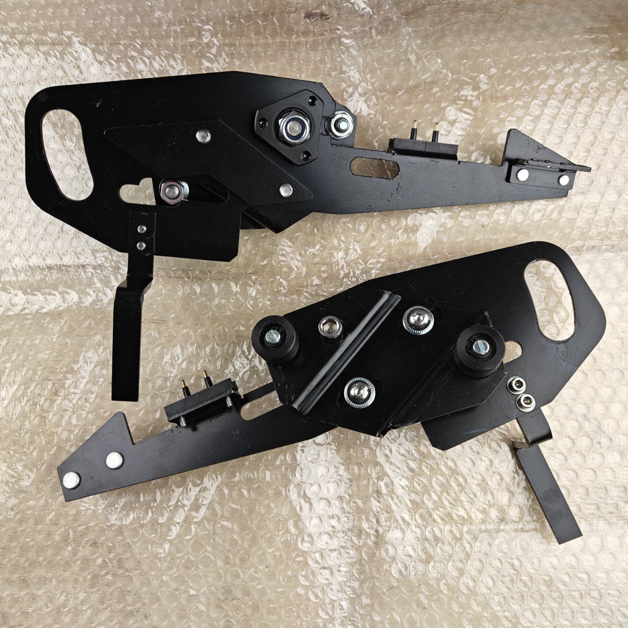 Замок ДШ Wittur левый AUGUSTA EVO (ролики 25мм)