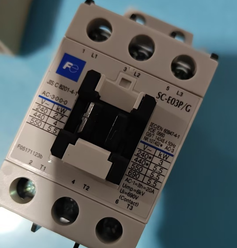 Контактор 110V/DC ,SC-E03P/G Fuji Electric