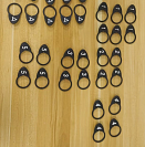 Чиклет "3" пластиковый черный XIZI OTIS