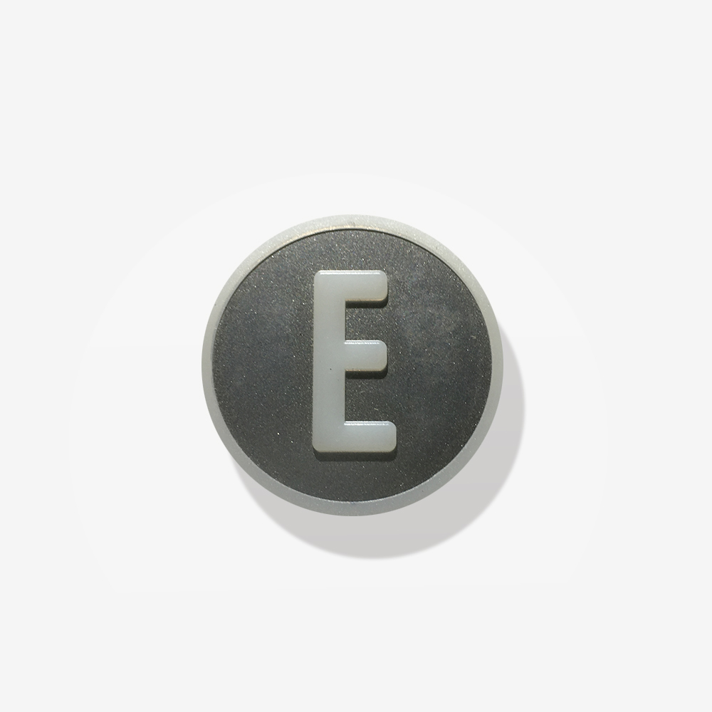 Нажимной элемент «E», бел.цвет, низкий держатель, KM804340G124, KONE