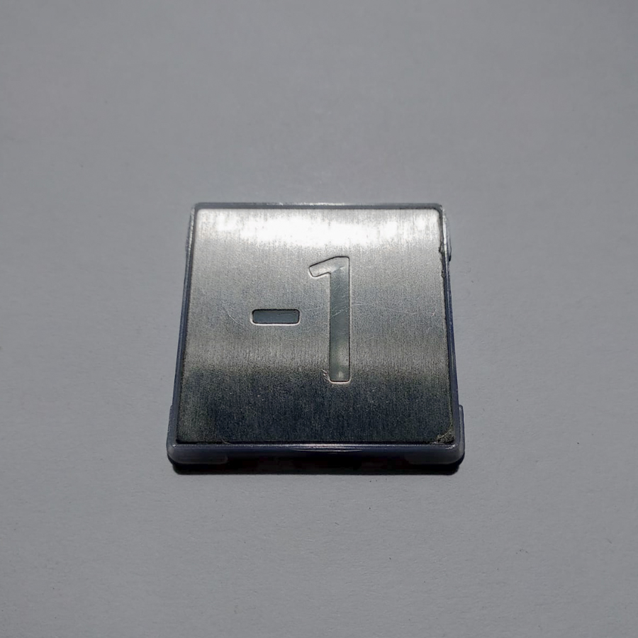 Нажимной элемент кнопки "-1", квадратная, шлифованная, KM857811G071, KONE