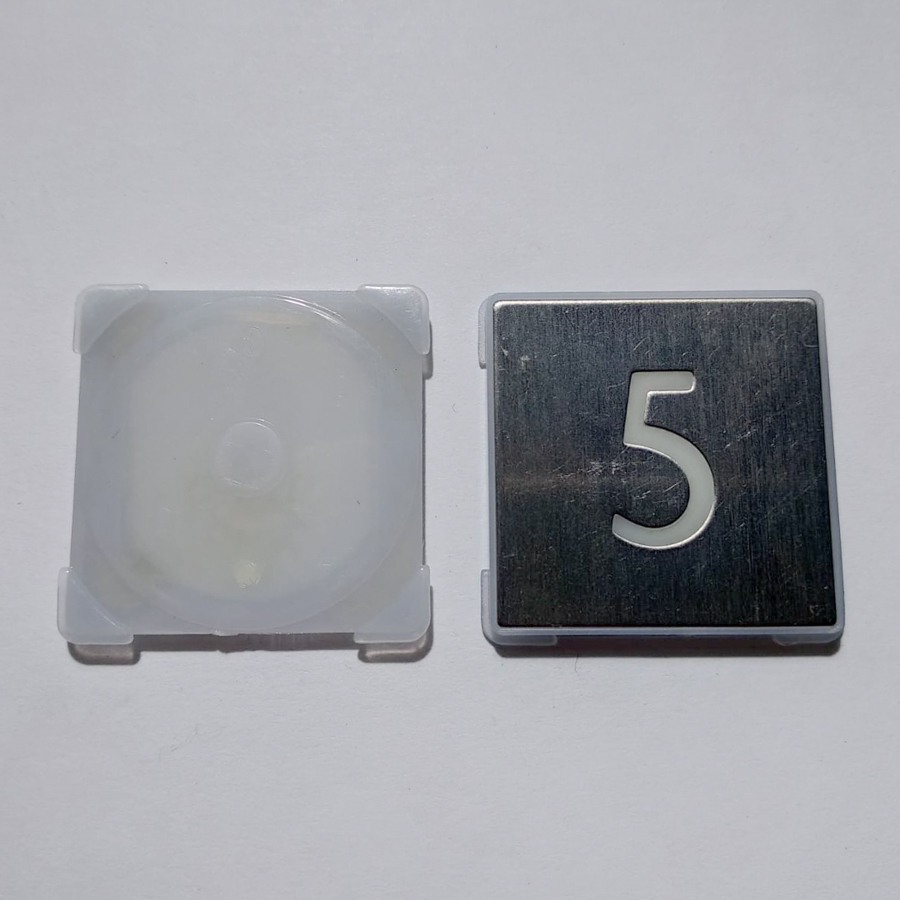 Нажимной элемент кнопки "5", квадратная, шлифованная, KM857811G005, KONE
