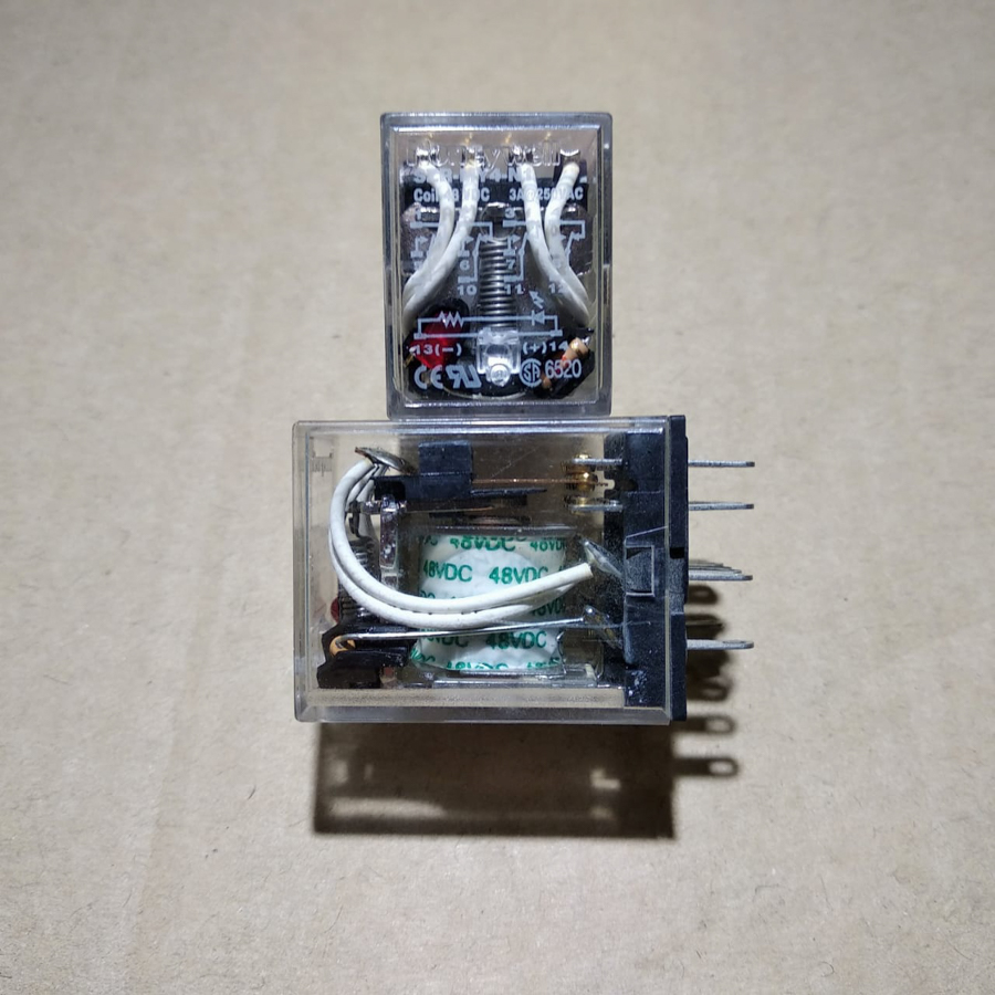 Реле 3А, 4 переключающих контакта, с диодом, LED, 48В (DC) OMRON